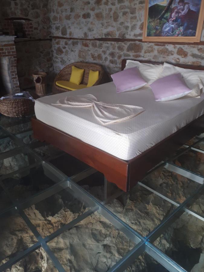 Nuci'S Home Glass Floor Tushemisht Exterior foto